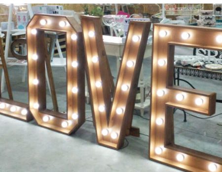 Letras love luminosas 10